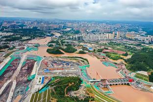 预测下这场能拿多少分？客场氛围拉满 克莱赛前练习单打中投